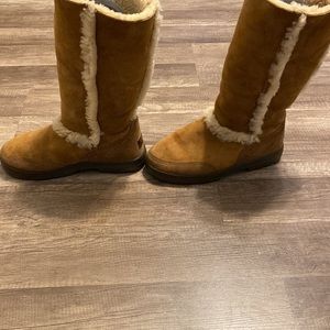 UGG WINTER BOOTS
